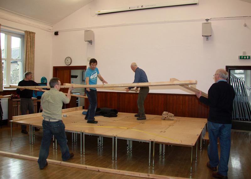 Building set 1.jpg - Starting to build the set.